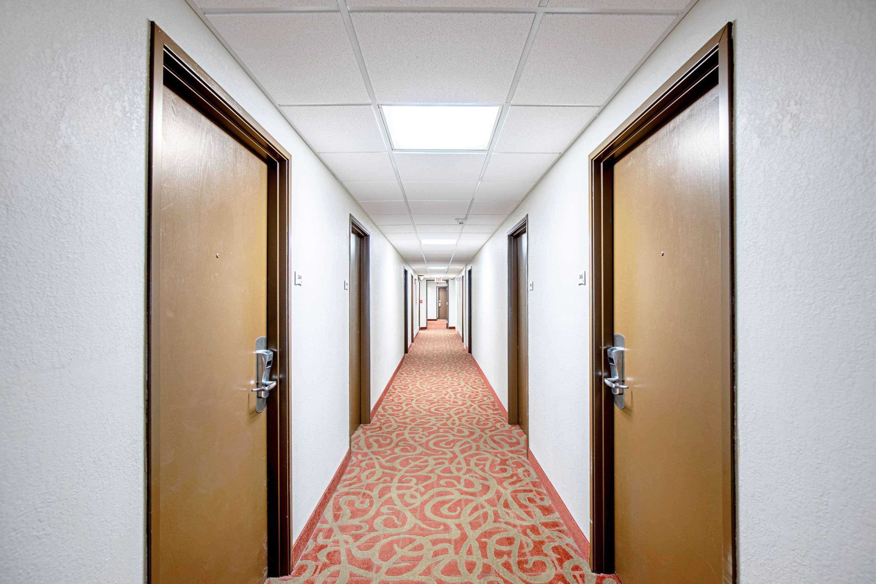 Quality Inn & Suites Мілвокі Екстер'єр фото