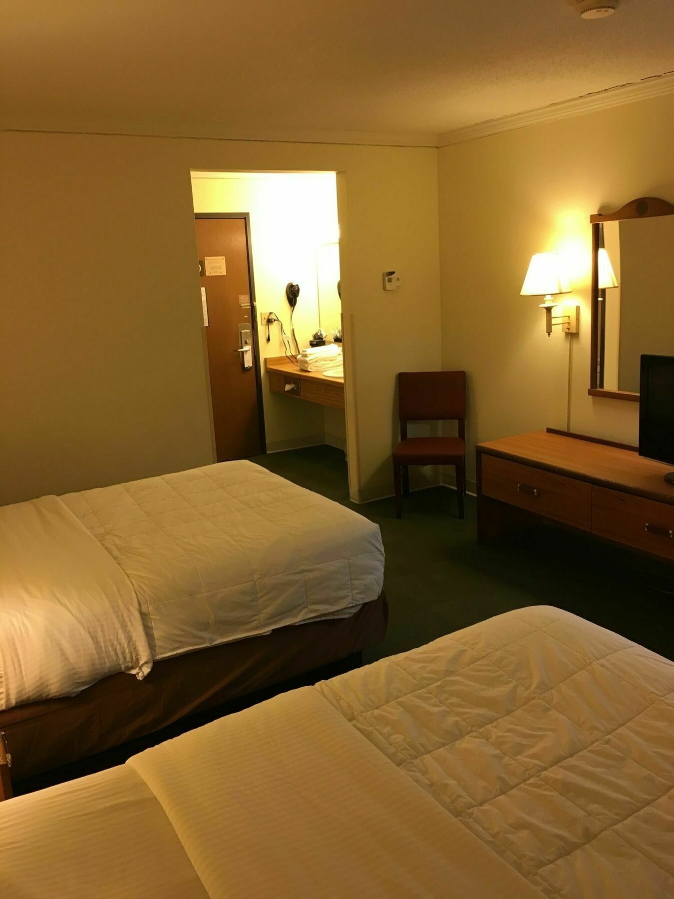 Quality Inn & Suites Мілвокі Екстер'єр фото